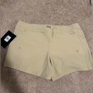 Women’s HUK shorts